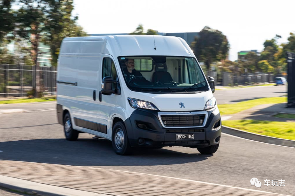 2020年标致拳击手boxer 160:2.0t柴油配六速手动的精良面包车