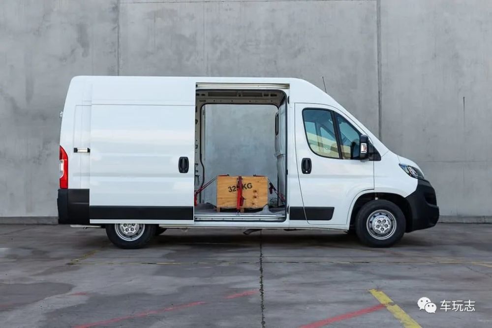 2020年标致拳击手boxer 160:2.0t柴油配六速手动的精良面包车