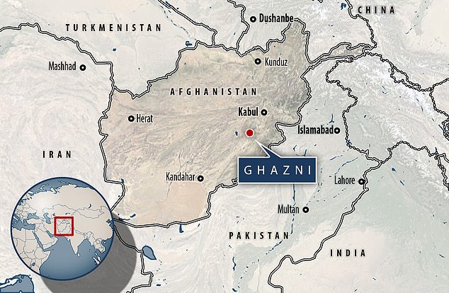 ak-47自动步枪|父母被塔利班杀害，阿富汗女孩拿起AK47杀死2名凶手报仇雪恨