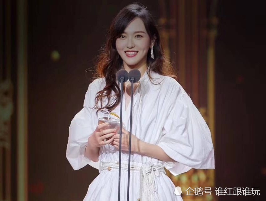 唐嫣|产后复出首封，半小时卖了9本？没转型成功的唐嫣，连流量也丢了