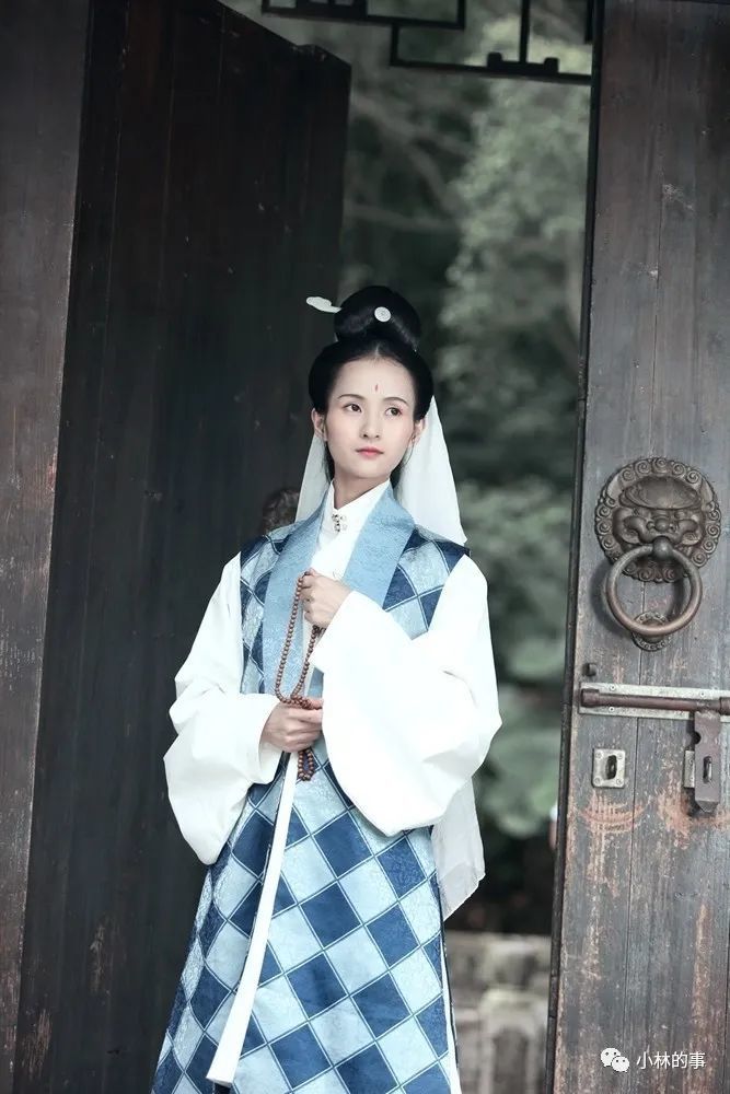 李纨|李纨在贾府中为什么工资最高？