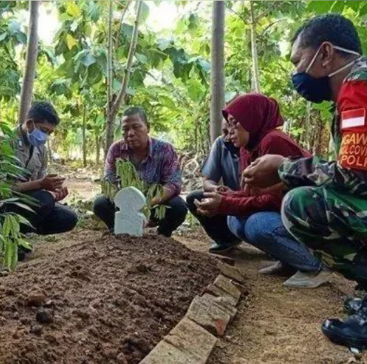 苏里亚|男子好心埋葬无名尸体 数月后竟被告知是自己失踪数月的儿子