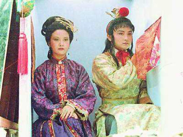 秦可卿和贾珍之间的事王熙凤知不知情贾宝玉或可为证