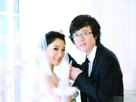 玲花|Yamy与老板开撕误伤凤凰传奇，网友喊话玲花“建议离婚”