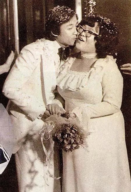 郑少秋|1988年，郑少秋与肥肥闪离后，为何转身娶了小17岁的官晶华？