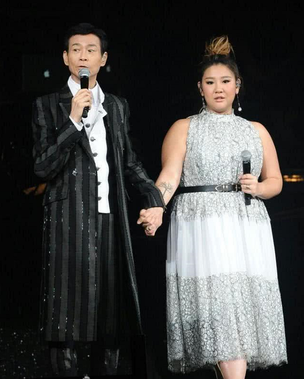 郑少秋|1988年，郑少秋与肥肥闪离后，为何转身娶了小17岁的官晶华？