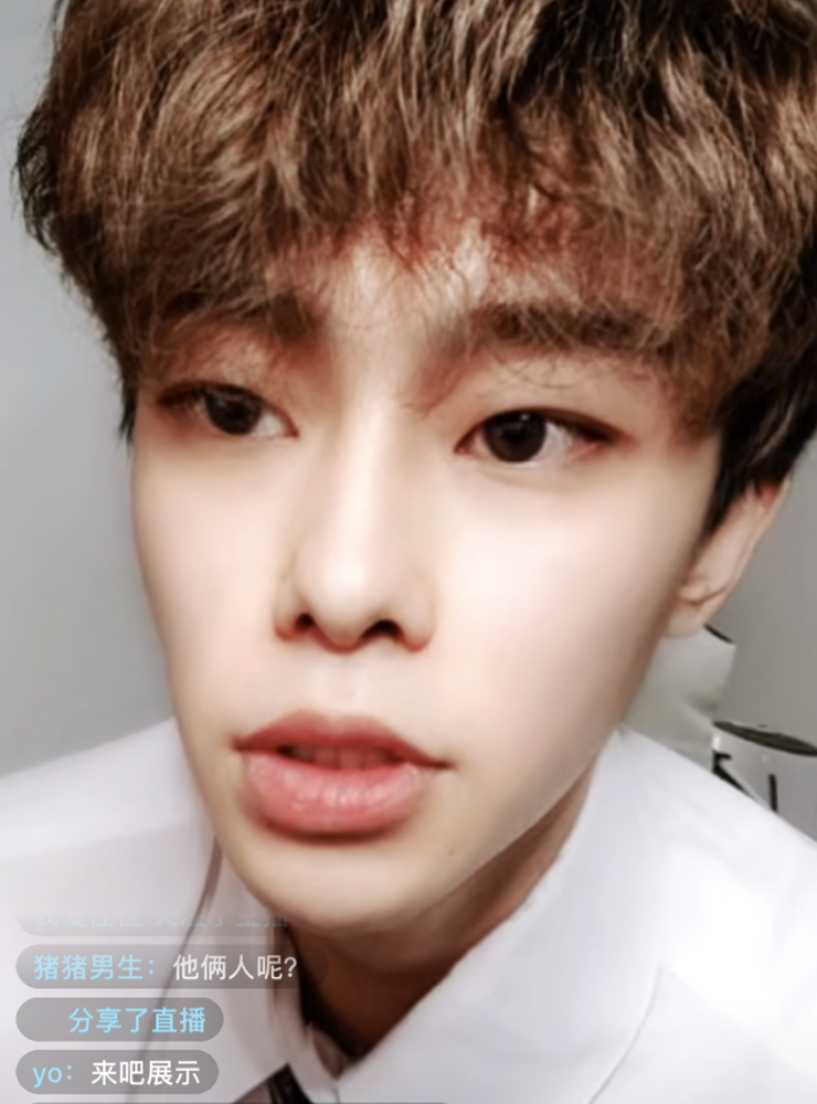 第二个夹子哥斗鱼林蒙格崽崽照片被曝看清图片后能借一步说话