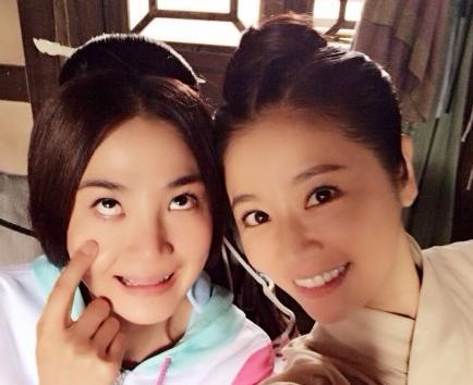 姚晨|姚晨又签约新人了！这位台湾帅哥能火吗？网友：简直是翻版张若昀