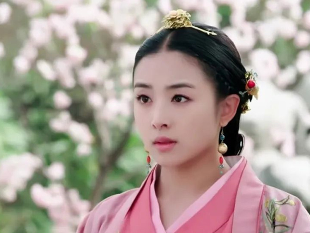 积压3年播出,《兰陵王妃》中除了有张含韵,还有"彭漂亮"哦!