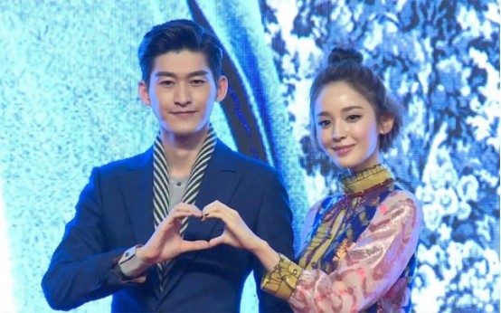 古力娜扎|张翰谈及自己的两段感情，对郑爽充满回忆，对娜扎却是一句话带过