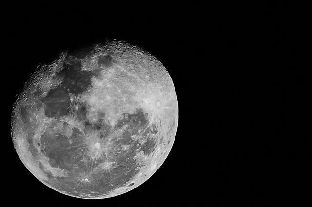 嫦娥四号|嫦娥四号在月球背面发现神秘“凝胶状”物质，中国科学家给出答案