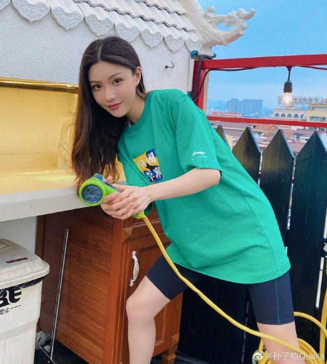 很久没有真情实感讨厌一个角色,孙子钧在《小娘惹》做到了!_腾讯新闻