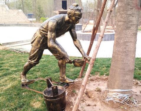 桑树|老祖宗曾说：五树进宅，人穷家败，五树是哪五种树，为何不能栽？