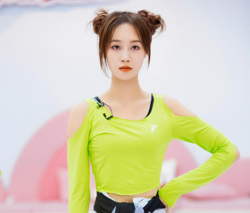 蓝盈莹|被传与蓝盈莹不和吵架，伊能静发小作文回应：扭曲事实