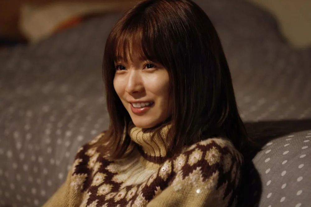 山崎贤人|山崎贤人蓄胡渣颠覆形象，新片《剧场》拿到8.1分