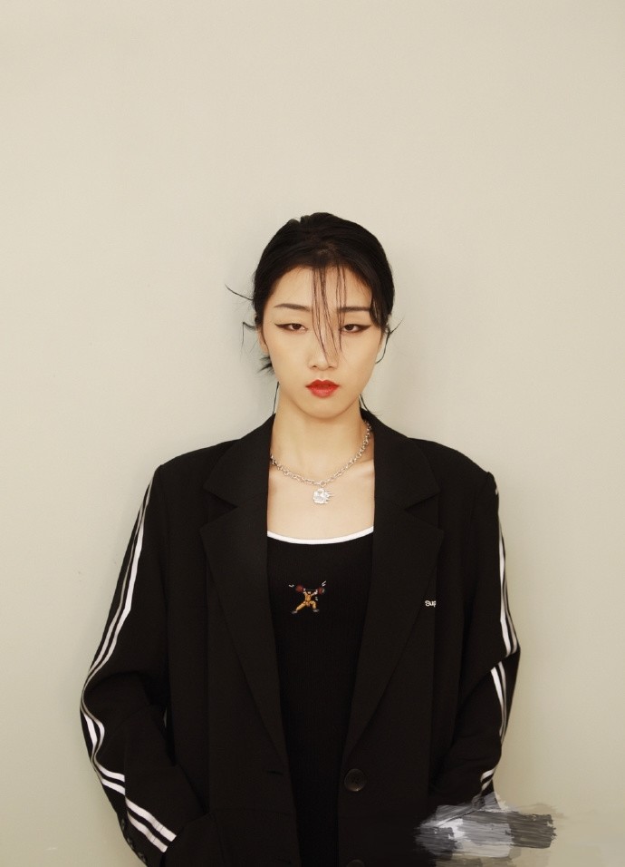 玲花|玲花老公发文表示要和Yamy斗到底，公司副总透露捧她花了几千万