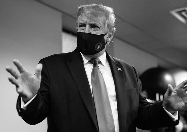 特朗普|特朗普又没戴口罩被批不爱国，白宫女秘书：他是美国最受考验男性