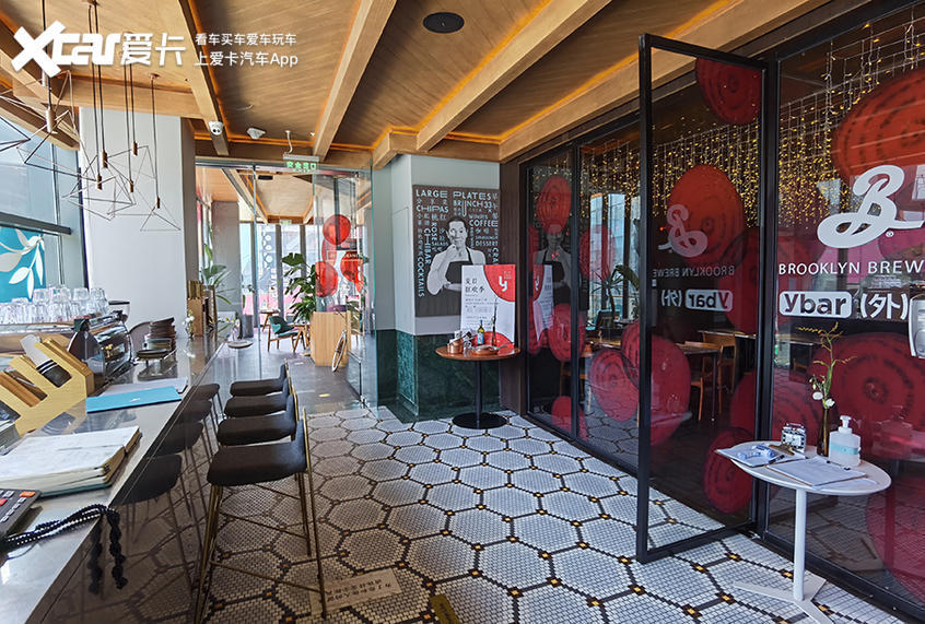 美食探店|美食探店：美食与潮流融为一身的西餐厅