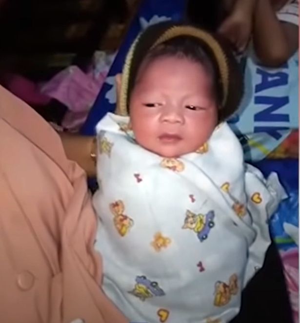 海妮|女子月经规律却突然产下男婴惊呆全家，分娩时仍处于经期