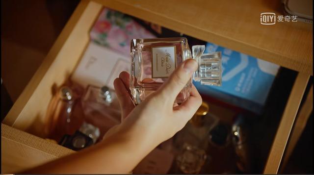 关晓彤|关晓彤新剧竟然被夸上天？我有不同看法