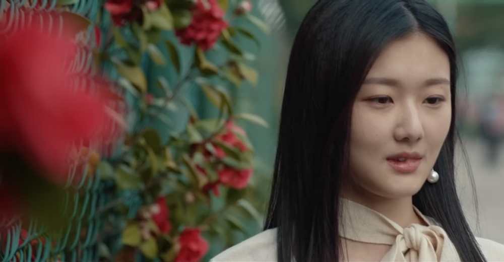 非处方青春|《非处方青春》热播，袁雨萱让人眼前一亮，年轻演员尽显青春烦恼