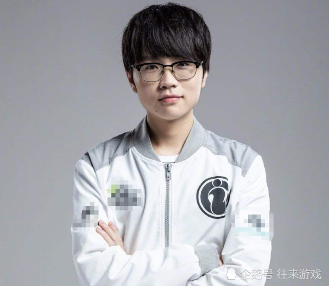 uzi被RNG卡合同是真的吗？职业选手爆料，本来可以去IG