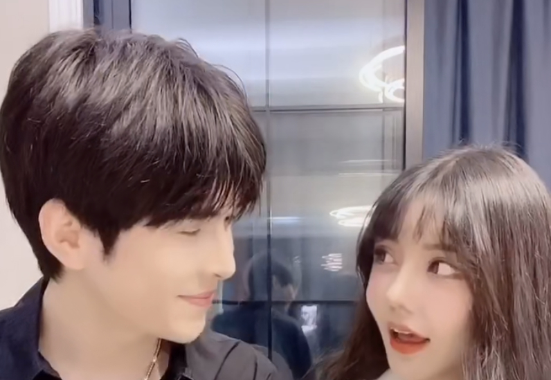 韩安冉刘允浩频繁秀恩爱小猪先生也忍不住官宣新恋情太刺激了