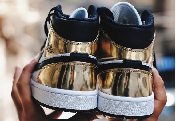 aj1mid土豪金配色上线土豪必备鞋款