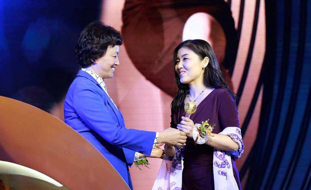 颜宁|清华“留不住”的女教授，3年前落选中科院院士，如今为美立新功