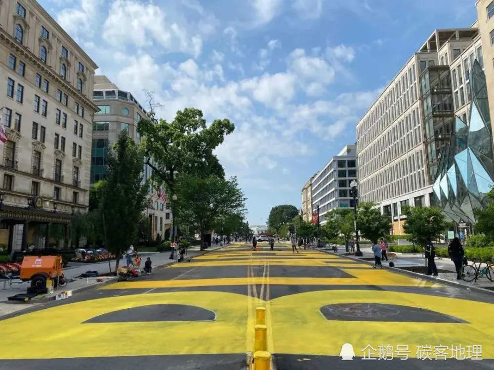 特朗普|特朗普知道了会很高兴：旧金山抹去“BLM”换上“MAGA 2020”