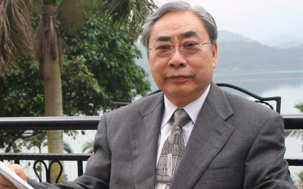 林百欣|告别爷孙恋，81岁林大少继续爱在温柔乡，90亿家族的多情无处散