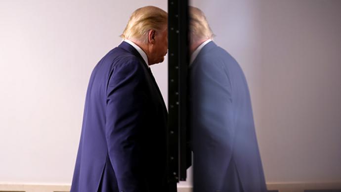 伍迪·约翰逊|美媒：特朗普曾找英国政府开后门，想让自家酒店承办大赛