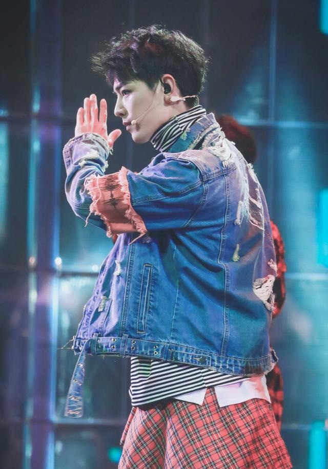 肖战|实至名归，肖战夺得2020最美偶像第一名，千万曝光将助力他的回归