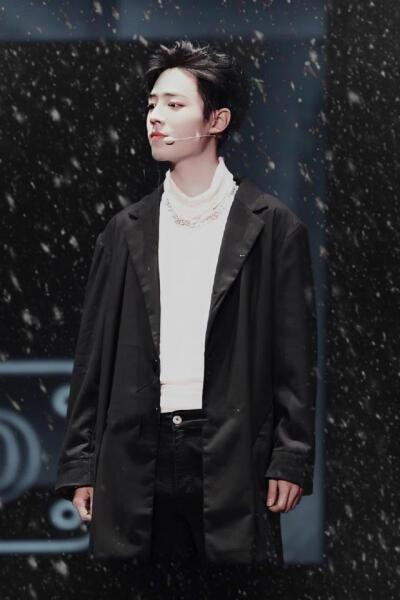 肖战|实至名归，肖战夺得2020最美偶像第一名，千万曝光将助力他的回归