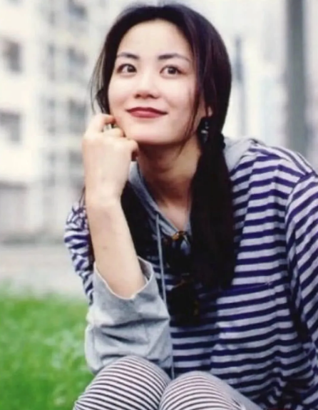 锋菲恋|纠缠了11年的“锋菲恋”，最终败给了金钱，不过他确实是个好父亲