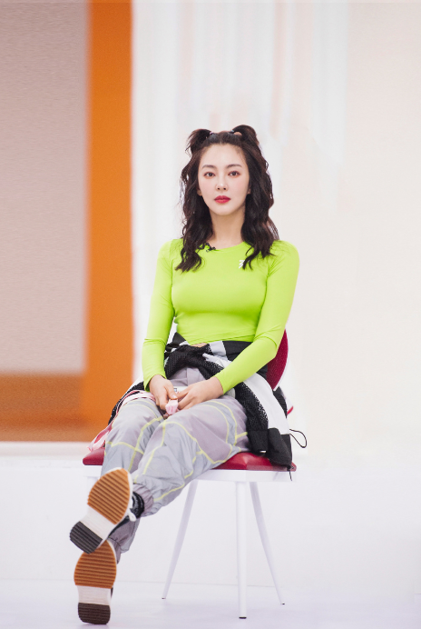 张雨绮|张雨绮的身材有多好？节目上穿“弹力衣”，确定不是卡戴珊亲姐？