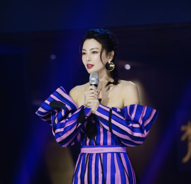 张雨绮|张雨绮的身材有多好？节目上穿“弹力衣”，确定不是卡戴珊亲姐？