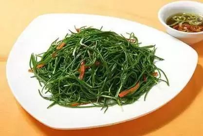 沙芥菜地皮菜发菜苦苦菜春天时,只要在宁夏,各种野菜不断,春天驱车到