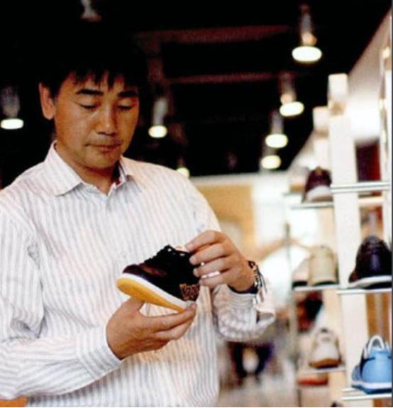 苗圃|苗圃嫁大19岁亿万富豪成贵妇，豪宅装修奢华，曾被送私人飞机