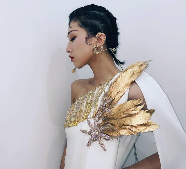 极创引力|yamy是“极创引力”最红的艺人，不捧反贬最终坏了谁名声？