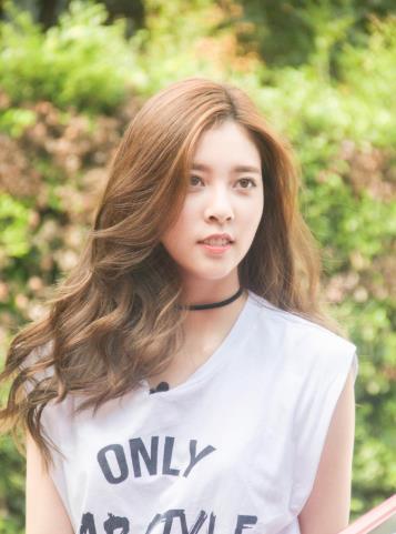 张一山|当杨紫撞上宋妍霏网友：张一山与宋妍霏恋情是否是真