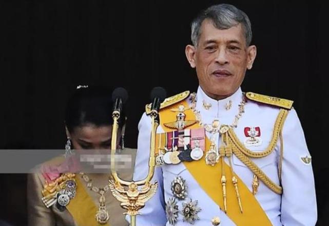 42岁苏提达取代诗丽吉,新贵妃永无出头之日