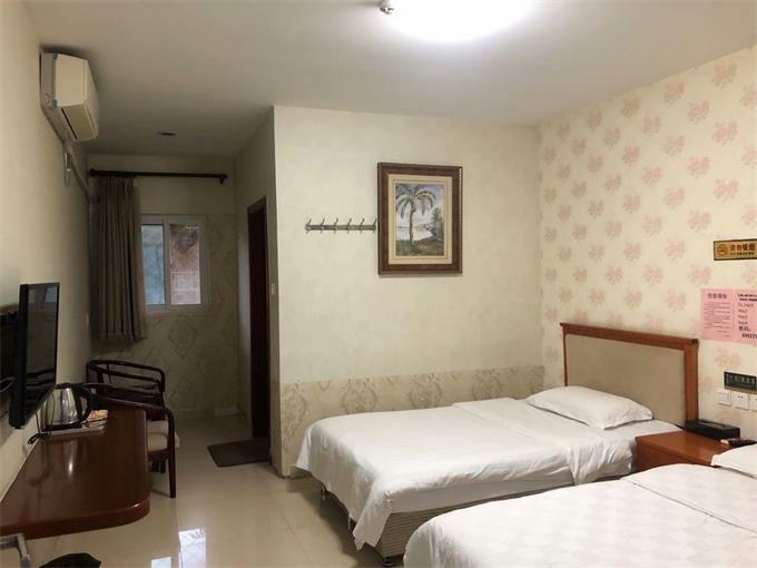 西峪水库|北京周末还宅家里？看看这在水库边上的农家院，出门十米就能钓鱼