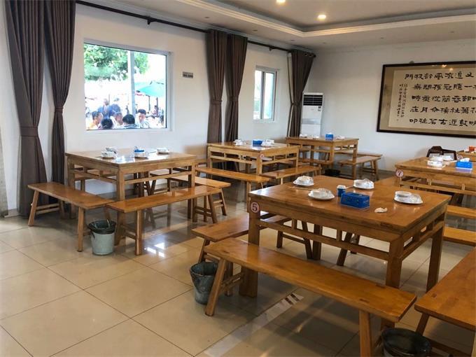 西峪水库|北京周末还宅家里？看看这在水库边上的农家院，出门十米就能钓鱼