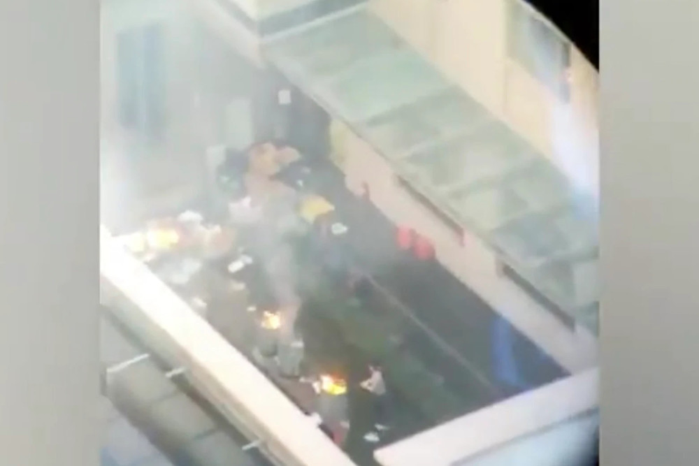 驻休斯敦总领馆|美媒称中国驻休斯敦总领馆焚烧文件，当地消防响应火警但未能进入