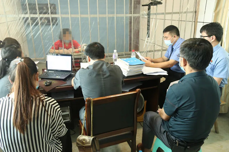 贵州铜仁|贵州铜仁一女子到北京市中南海周边等地缠访闹访等被判刑