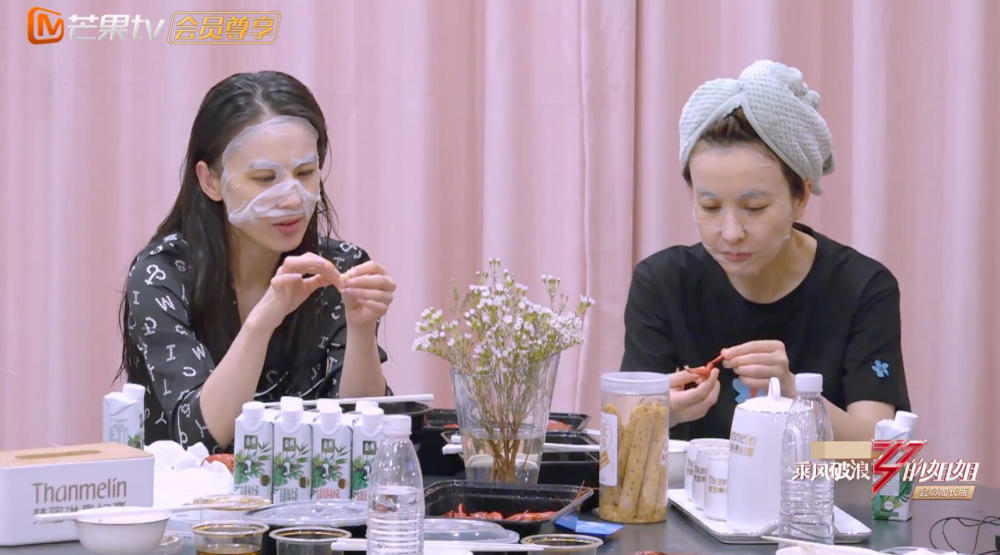 黄圣依|星里话·对话姐姐⑨丨黄圣依不愿错过孩子成长：推掉工作也要去陪伴