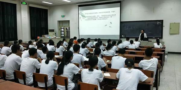 北京大学|9年过去了，放弃北大，选择技校的青海学霸，现状如何？