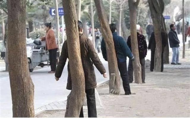 健身房|这届老年人健起身来，简直“野”到头皮发麻！就问你服不服哈哈哈