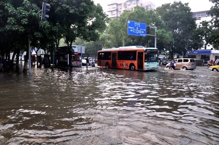宁波人还记得7年前的菲特台风吗旧照片带你直面它的可怕